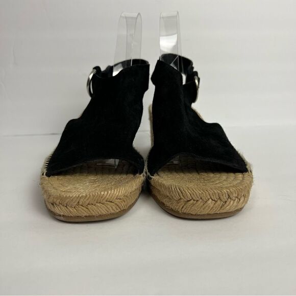 Sold  - Picture 3 of 13